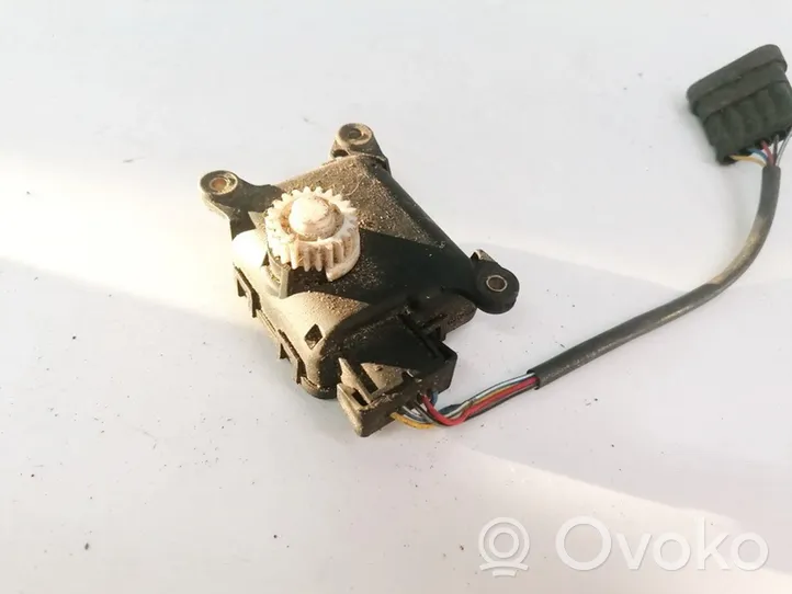 Alfa Romeo 166 Motor/activador trampilla de calefacción 0132801130