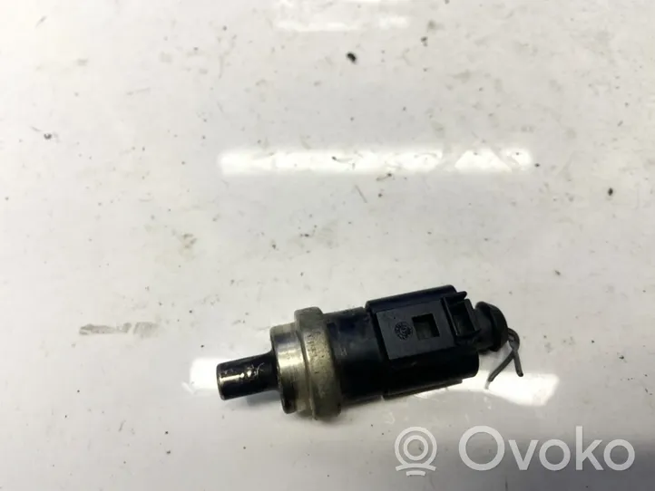 Volkswagen PASSAT B5.5 Sensore temperatura del liquido di raffreddamento 1j0973702