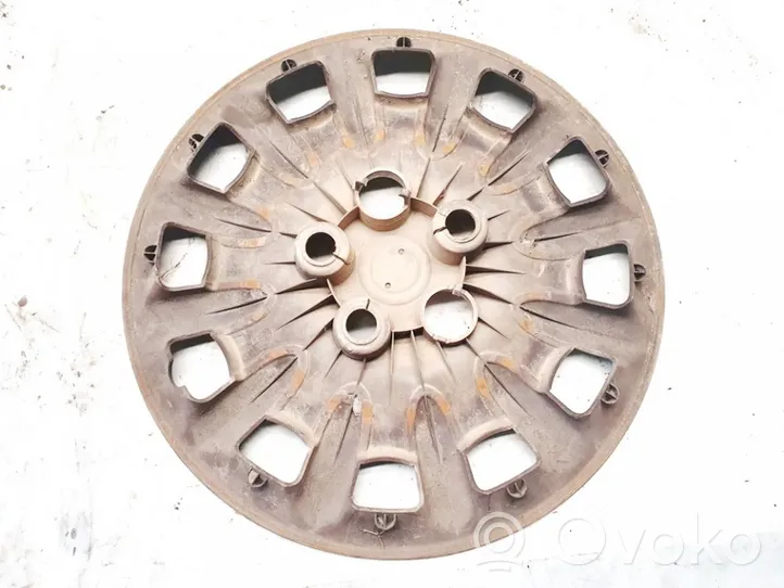 Chrysler Voyager Embellecedor/tapacubos de rueda R16 4743065