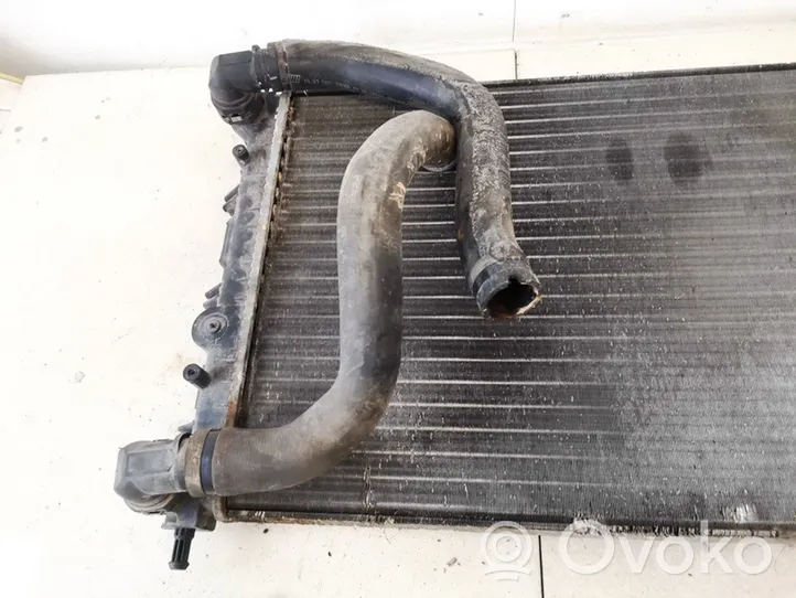 Fiat Punto (176) Radiatore di raffreddamento b566