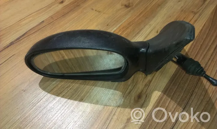 KIA Rio Front door electric wing mirror E13010133