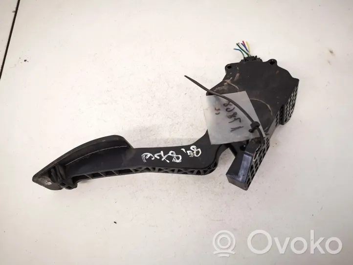 Subaru Outback Accelerator throttle pedal 36010ag140