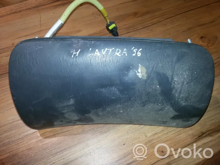 Hyundai Lantra II Airbag de passager 8453029000