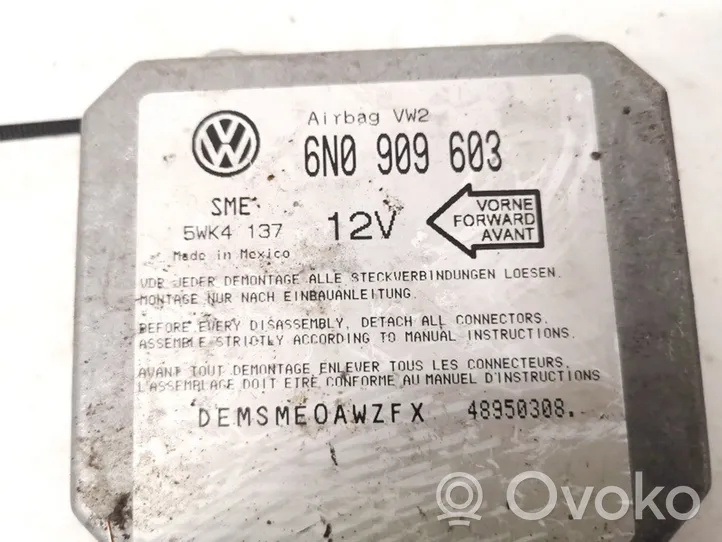 Volkswagen PASSAT B4 Airbagsteuergerät 6n0909603