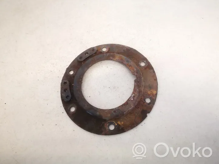 Subaru Legacy Anello/dado di bloccaggio della vite della pompa del carburante nel serbatoio 