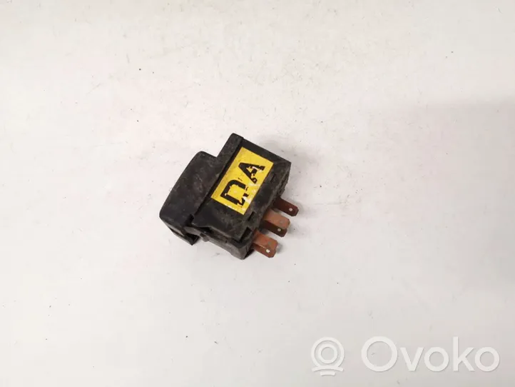 Opel Omega A Headlight level height control switch 90214667