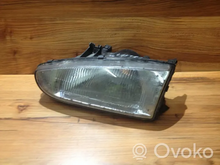 Hyundai Lantra I Lampa przednia 1012492