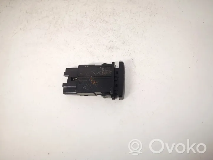 Toyota Avensis Verso Other switches/knobs/shifts 156936