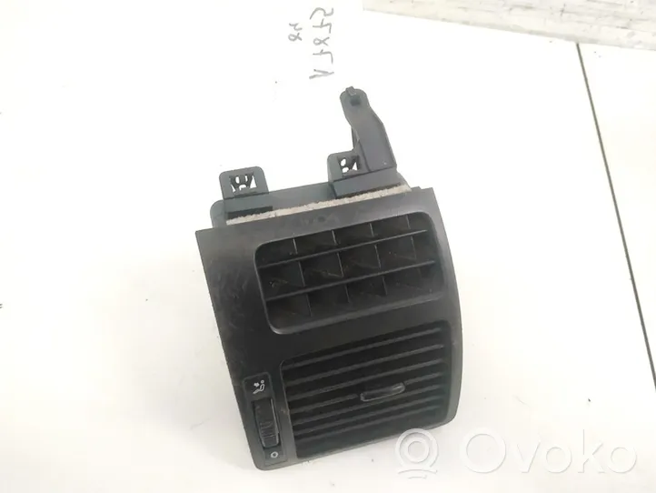 Volkswagen Touran I Dash center air vent grill 1T0819704A