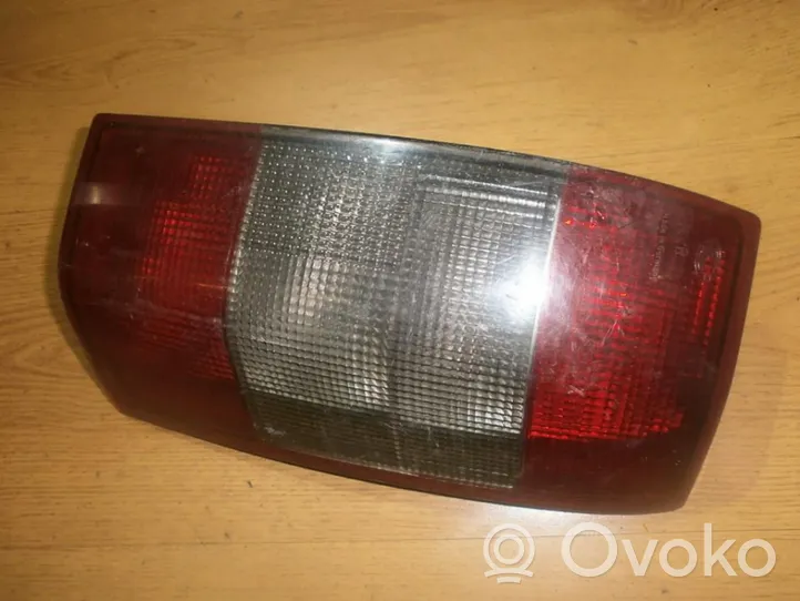 Opel Omega B1 Lampa tylna 14357700