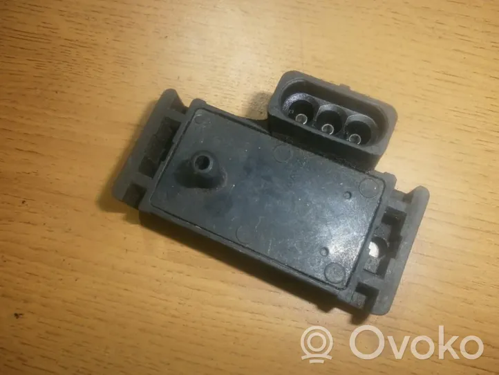 Opel Astra F Air pressure sensor 8766226