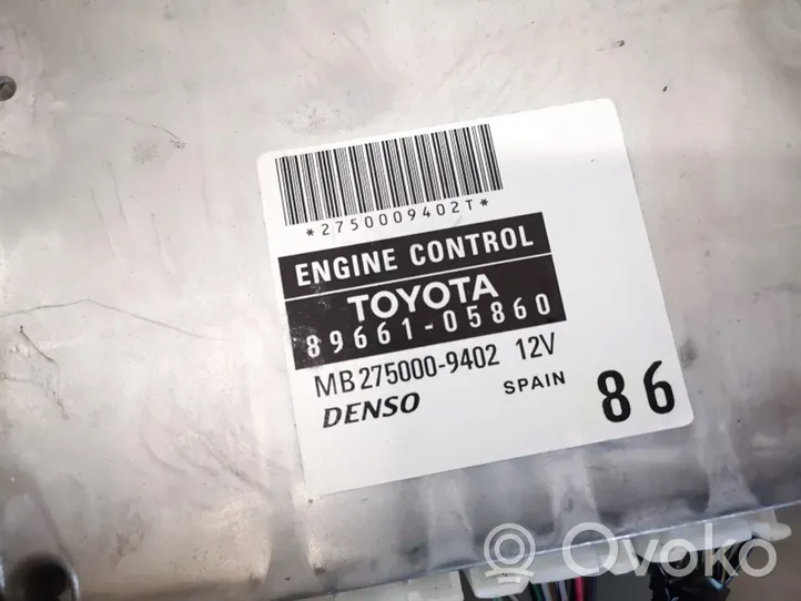 Toyota Avensis T250 Centralina/modulo del motore 8966105860