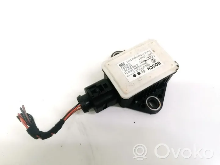 Audi A5 8T 8F Capteur de vitesse de lacet d'accélération ESP 8K0907637A