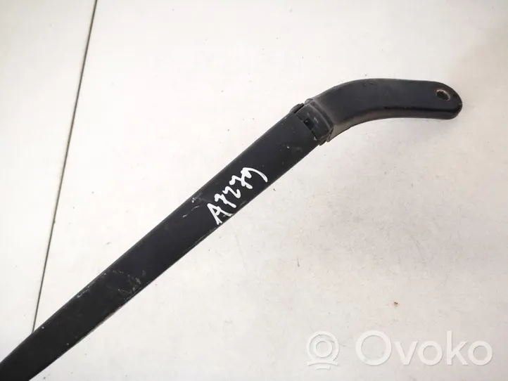 Renault Megane II Front wiper blade arm 8200036912