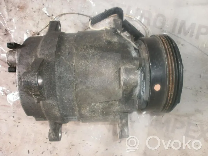 Renault Scenic I Ilmastointilaitteen kompressorin pumppu (A/C) 7700273320