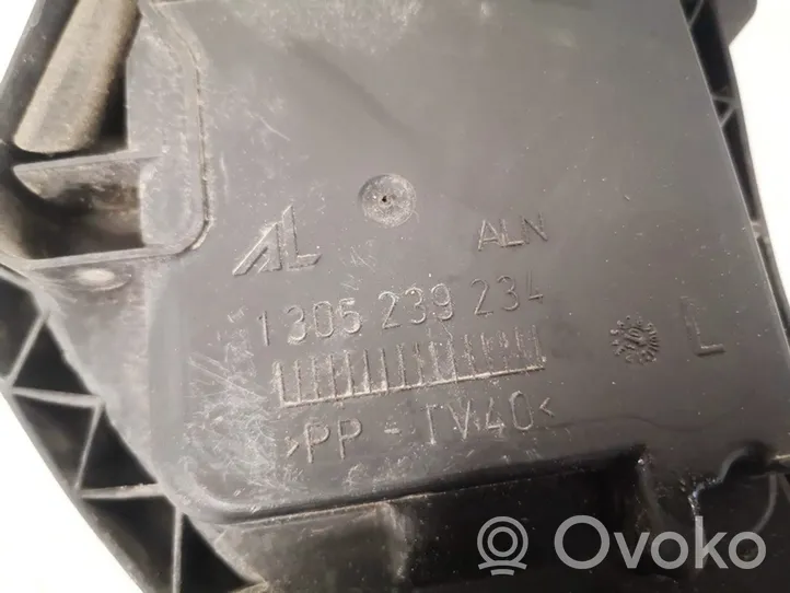 Volkswagen Touran I Parapolvere per faro/fanale 1305239234