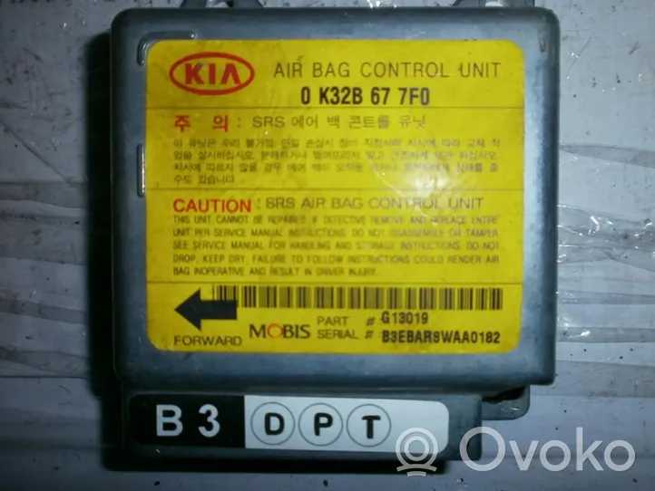 KIA Rio Oro pagalvių valdymo blokas 0K32B677F0