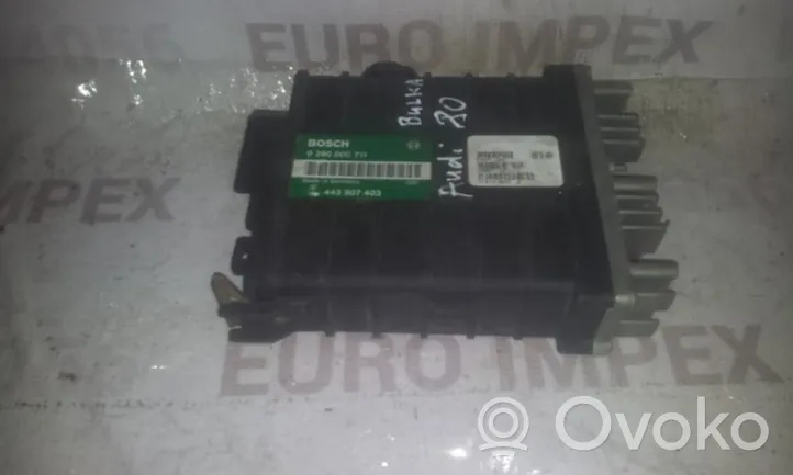 Audi 80 90 B3 Variklio valdymo blokas 0280800188