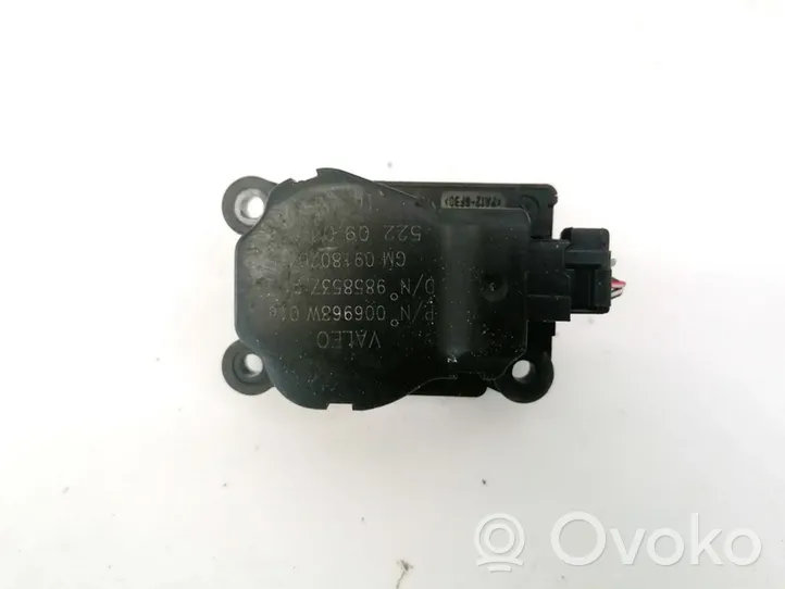 Opel Vectra C Tuloilmaventtiilin käyttömoottori 09180204