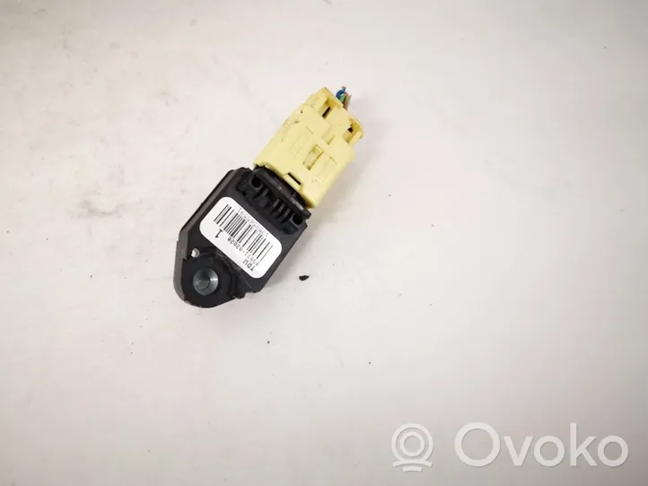 Toyota Avensis T250 Sensore d’urto/d'impatto apertura airbag 8983102020