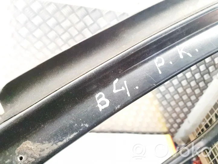 Audi 80 90 S2 B4 Cornice del finestrino/vetro portiera anteriore 