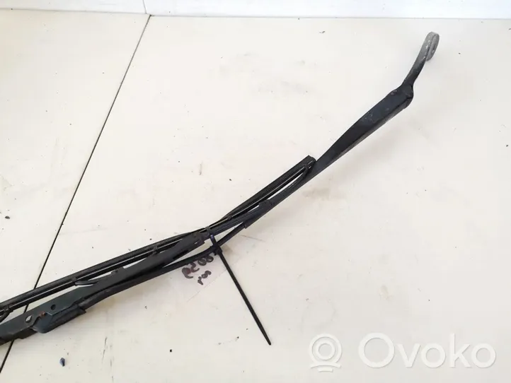 Renault Megane II Front wiper blade arm 8200036916