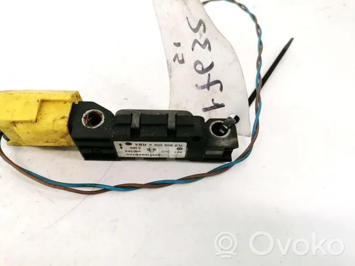 Porsche Cayenne (9PA) Airbag deployment crash/impact sensor 7l0909606a