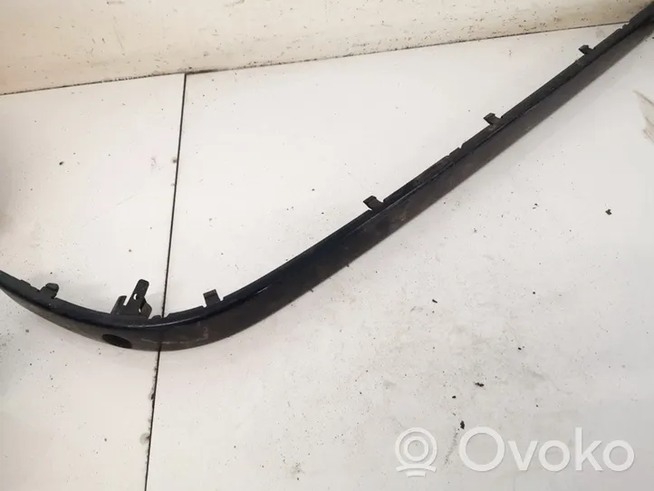 BMW 5 E39 Moldura embellecedora de la barra del amortiguador trasero 7005901