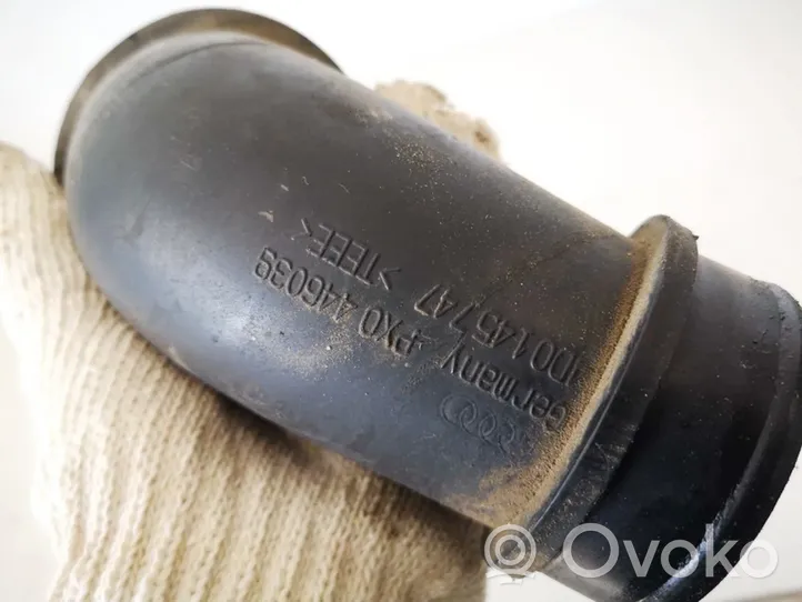 Audi A8 S8 D2 4D Tube d'admission d'air 4d0145747