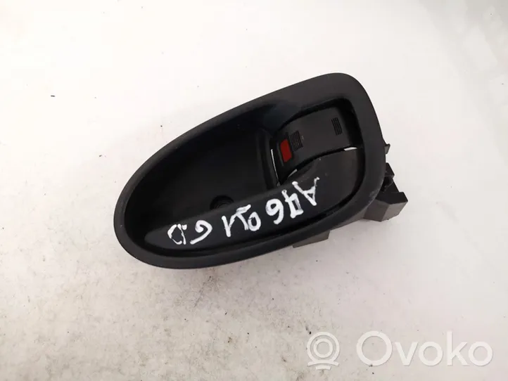 Toyota Yaris Galinė atidarymo rankenėlė vidinė 692050d90