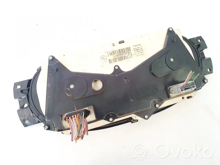 Dacia Logan I Speedometer (instrument cluster) p8200650511