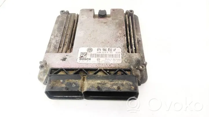 Volkswagen Crafter Sterownik / Moduł ECU 074906032AF