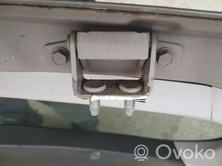 KIA Ceed Tailgate/trunk/boot hinge 