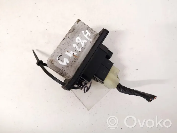 Subaru Legacy Heater blower motor/fan resistor 0778000980