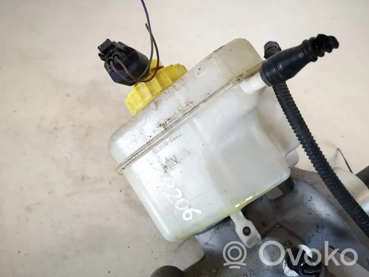 Volkswagen Touareg I Brake fluid reservoir 03350884921