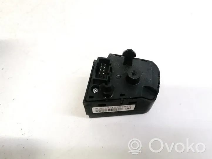 Opel Antara Przełącznik / Przycisk kierownicy 96628661