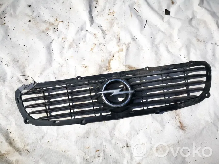 Opel Movano A Grille de calandre avant 7700352248