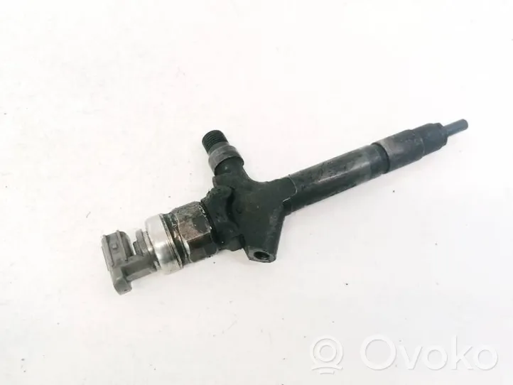 Mazda 5 Injecteur de carburant A00000F4