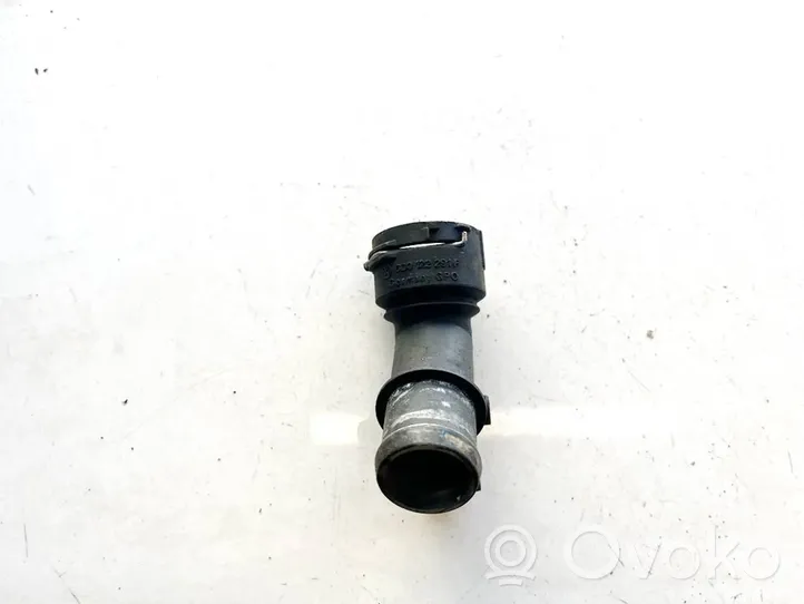 Volkswagen Polo Tuyau de liquide de refroidissement moteur 6Q0122291F