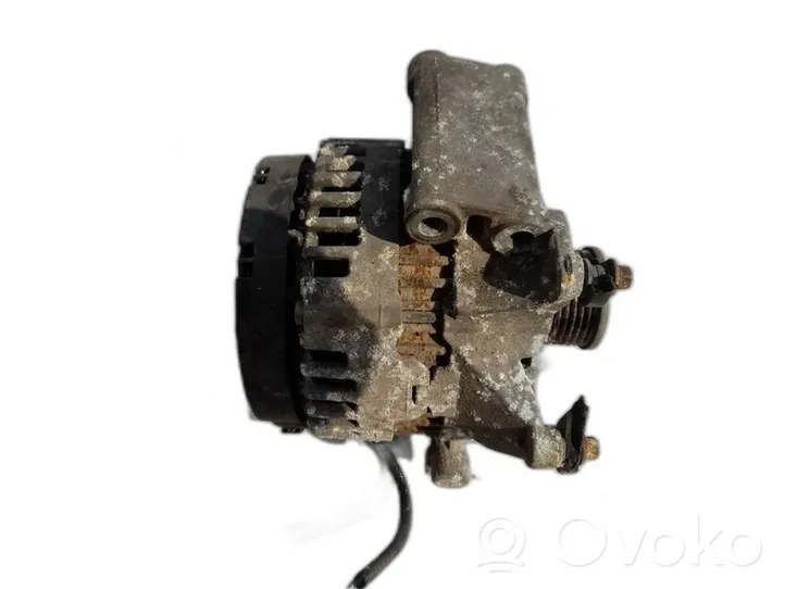 Mercedes-Benz C AMG W204 Generatore/alternatore A0131549002