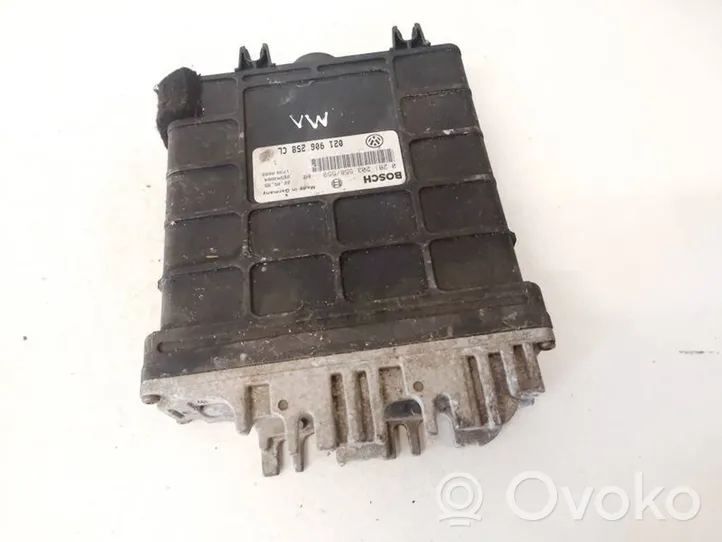 Volkswagen PASSAT B3 Moottorin ohjainlaite/moduuli 0261203558