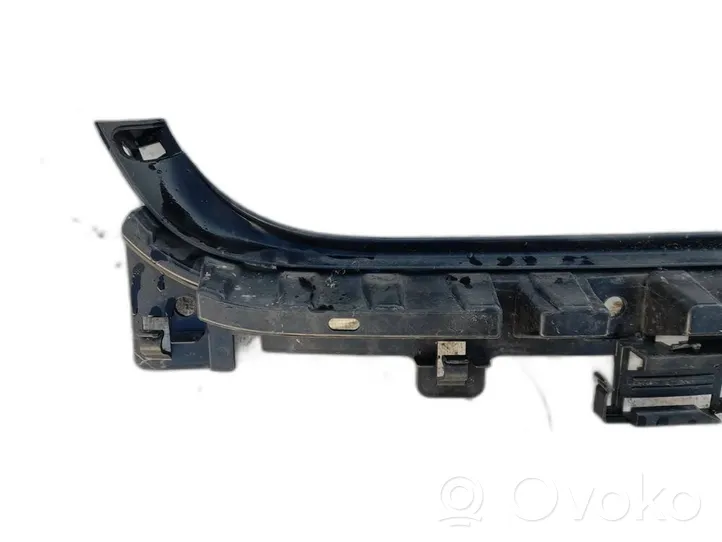 BMW 3 E90 E91 Staffa di rinforzo montaggio del paraurti posteriore 51127058522