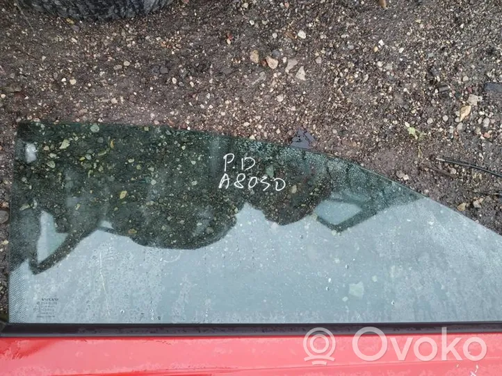 Volvo C70 Front door window glass four-door 