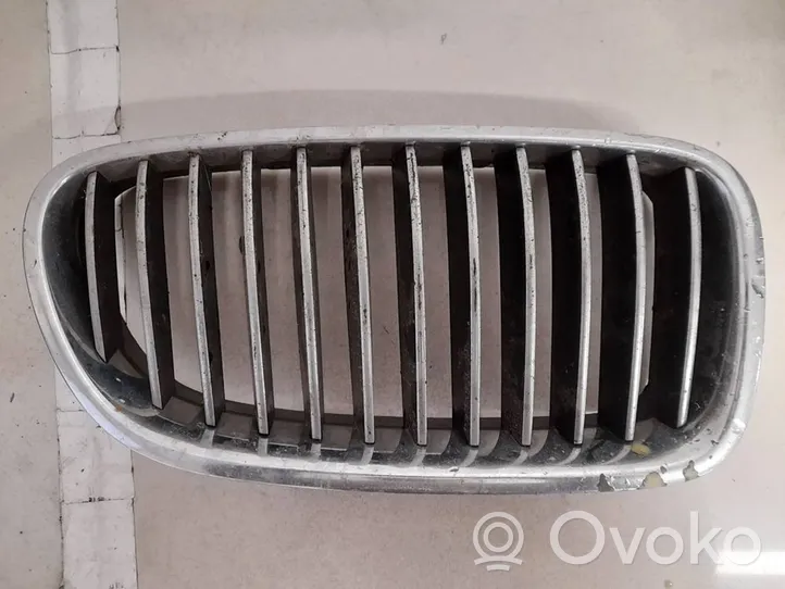 BMW 5 GT F07 Grille de calandre avant 51137200728