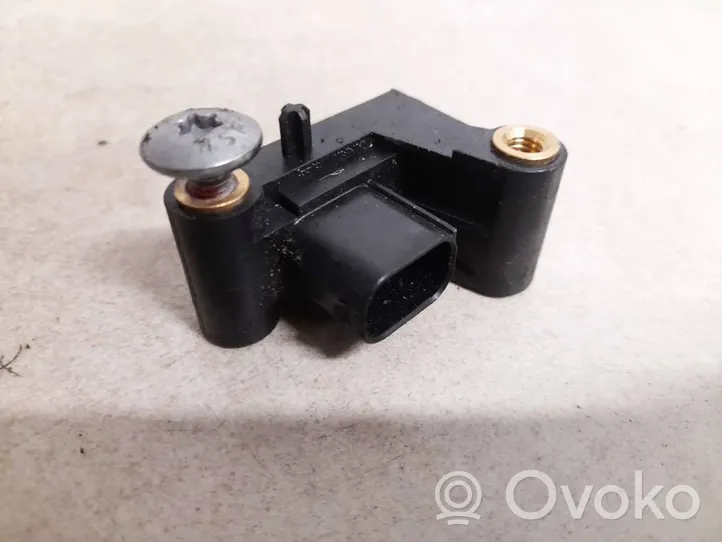 BMW 5 E60 E61 Airbag deployment crash/impact sensor 6977398