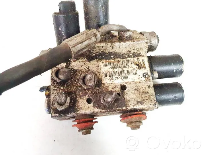 BMW 7 E38 Compressore/pompa sospensioni pneumatiche vb676084002