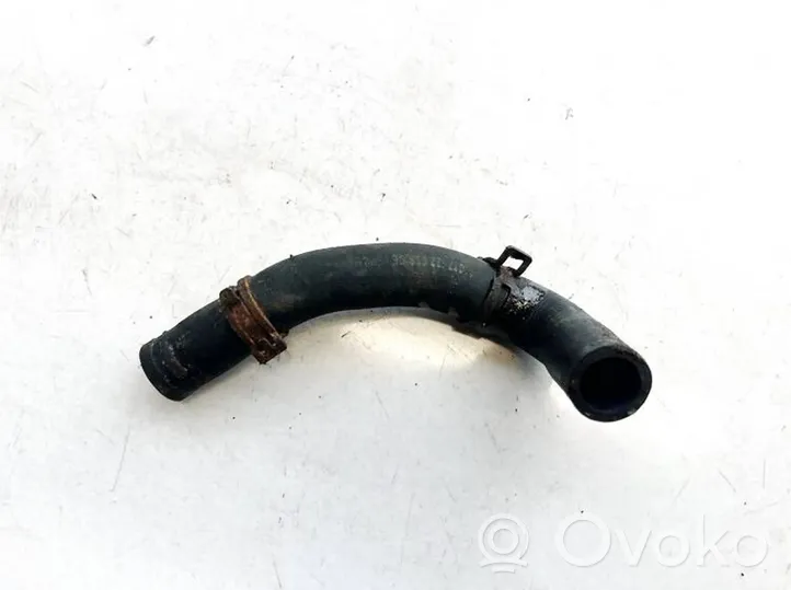 Volkswagen Jetta III Tubo flessibile del liquido di raffreddamento del motore 037122058