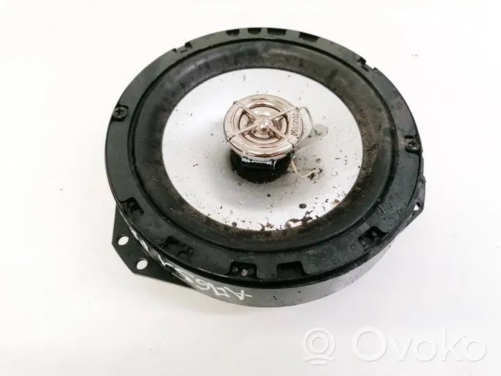 Toyota Yaris Front door speaker 