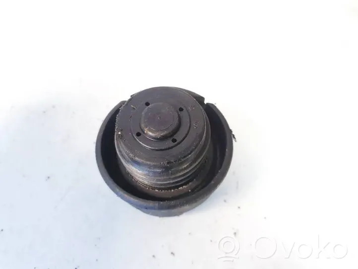 Volkswagen Golf III Fuel tank filler cap 1h0201553b