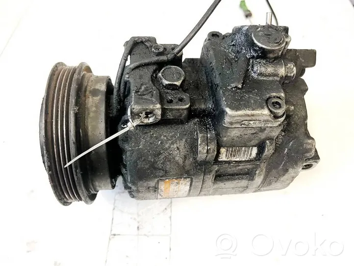 Volkswagen PASSAT B5 Ilmastointilaitteen kompressorin pumppu (A/C) 8D0260805b